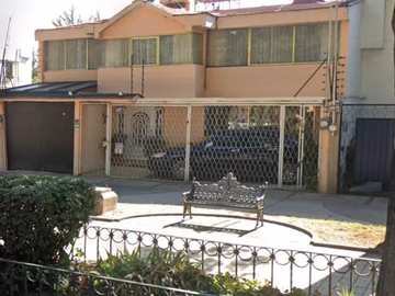 GRAN OPORTUNIDAD DE CASA MUY AMPLIA EN TOLUCA DE LERDO