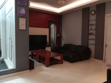 Rumah Dijual Siap Huni Antapani Kota Bandung Terusan Jakarta dekat Kiara Artha Park [PK028]