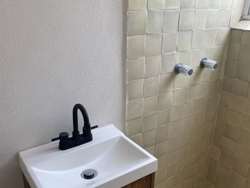 LINDA CASA EN CIRCUITO CRONISTAS PARA FAMILIA PEQUEÑA