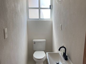 LINDA CASA EN CIRCUITO CRONISTAS PARA FAMILIA PEQUEÑA