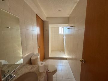 DEPARTAMENTO EN VENTA EN BELAGIO, LOMAS VERDES.
