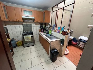 VENTA DE DEPARTAMENTO DUPLEX EN LINCE EN SEGUNDO PISO - VISTA INTERNA