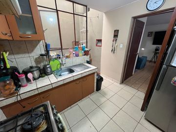 VENTA DE DEPARTAMENTO DUPLEX EN LINCE EN SEGUNDO PISO - VISTA INTERNA