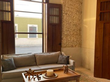 CASA COLONIAL Y CONTEMPORANEA EN EL CENTRO IDEAL PARA HOSPEDAJE