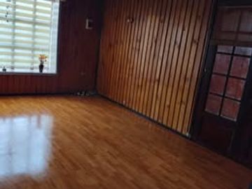 SE VENDE CASA ESQUINA INDIVIDUAL,  CON VISTA PANORÁMICA A PUERTO MONTT