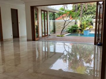 Jual Rumah di Cilandak Jakarta Selatan Tipe 4 BR