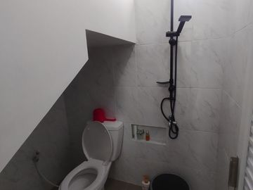 Jual Rumah MURAH Di Ngamprah Padalarang Bandung Barat Sisa 1 Unit HOOK Dkt Stasiun Dan Tol 2Lt 3KT