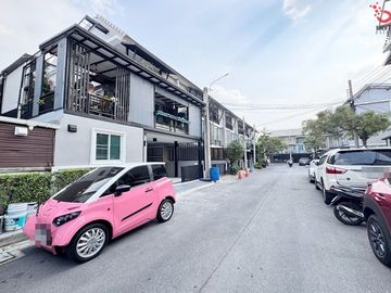 ขายทาวน์เฮาส์ 3 ชั้น 29.2 ตารางวา อารียา เดลี่ เกษตร-นวมินทร์ ถนนลาดปลาเค้า ลาดพร้าว