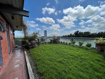 FOR SALE 5 Storey House and Lot located at Manila Southwoods Residential Estate, Carmona, Cavite