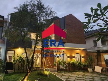 DIJUAL RUMAH BARU MEWAH DI THE GREEN, BSD LINGKUNGAN ASRI & TEDUH!