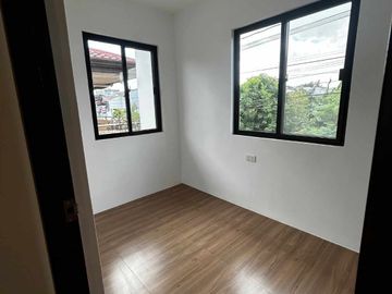 2 Storey Duplex House with 5BR for Sale in Greenland Subd., Taytay, Rizal