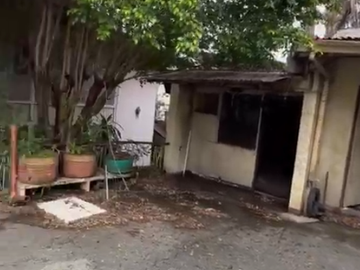 FOR SALE flood-free House located at Heroes Hill Subd., Brgy. Santa Cruz, Quezon City