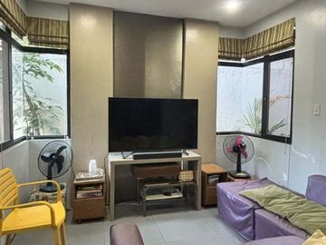HOUSE AND LOT FOR SALE IN MULTINATIONAL VILLAGE PARANAQUE