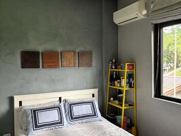 HOUSE AND LOT FOR SALE IN MULTINATIONAL VILLAGE PARANAQUE