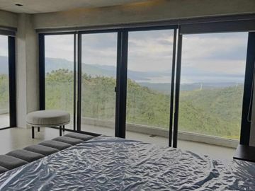 For Sale: Massive Minimalist Industrial Vacation House with Overlooking Taal View located in Metro Tagaytay