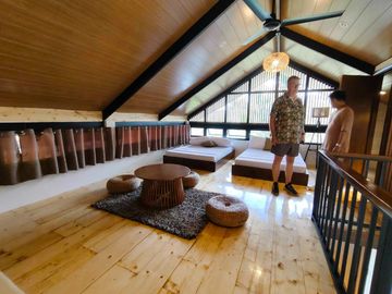For Sale: 𝐁𝐫𝐚𝐧𝐝𝐧𝐞𝐰 𝐌𝐨𝐝𝐞𝐫𝐧 𝐓𝐫𝐨𝐩𝐢𝐜𝐚𝐥 𝐈𝐧𝐬𝐩𝐢𝐫𝐞𝐝 𝐇𝐨𝐮𝐬𝐞 𝐰𝐢𝐭𝐡 𝐏𝐨𝐨𝐥 located 𝐢𝐧 𝐒𝐢𝐥𝐚𝐧𝐠 𝐂𝐚𝐯𝐢𝐭𝐞, 𝐛𝐨𝐮