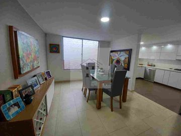VENTA DE CASA SECTOR LAURELES