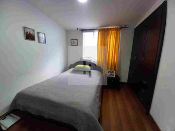 VENTA DE CASA SECTOR LAURELES