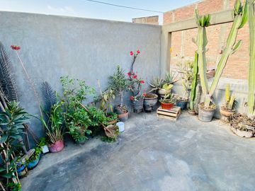 Casa en Urb San Juan Masias en el Callao cerca al aeropuerto, 6 dormitorios 3 baños, 1 estacionamiento