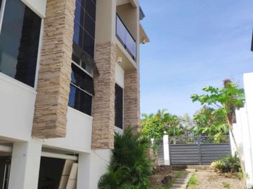 4 Bedroom House for Sale in Fairview Village, Talisay City, Cebu Near SRP