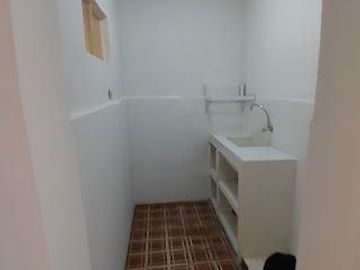 VENDO DPTO PUEBLO LIBRE C/SUCRE 2DO PISO 2DORM