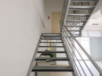 ¡Oportunidad Única! Venta De Local Comercial Multifuncional En Ubicación Estratégica