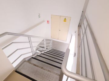 ¡Oportunidad Única! Venta De Local Comercial Multifuncional En Ubicación Estratégica