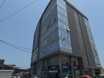 ¡Oportunidad Única! Venta De Local Comercial Multifuncional En Ubicación Estratégica
