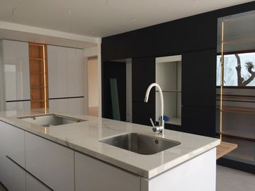 VENTA CASA MINIMALISTA SECTOR TACURI ENTRE NAYÓN Y TANDA CON PISCINA