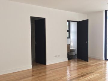 VENTA CASA MINIMALISTA SECTOR TACURI ENTRE NAYÓN Y TANDA CON PISCINA