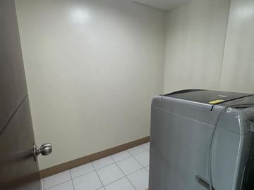 Noble Place Binondo Chinatown Manila - Brand New 2 Bedroom Unit with High End Appliances - Rush Sale!