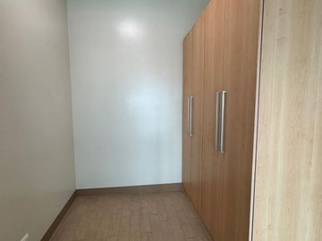 Noble Place Binondo Chinatown Manila - Brand New 2 Bedroom Unit with High End Appliances - Rush Sale!