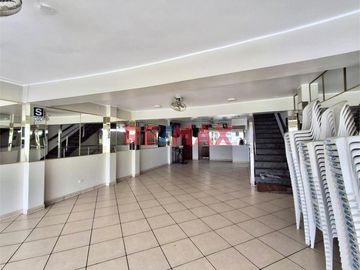Venta De Local Comercial De 5 Pisos En Av. Universitaria Norte. San Martin De Porres