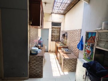 Rumah dijual di Taman Asri Larangan Ciledug dekat Busway dan Tol Jorr bisa usaha