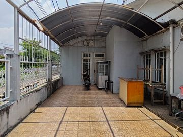 Rumah dijual di Taman Asri Larangan Ciledug dekat Busway dan Tol Jorr bisa usaha