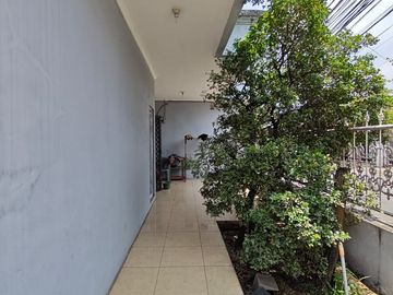 Rumah dijual di Taman Asri Larangan Ciledug dekat Busway dan Tol Jorr bisa usaha