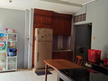 Rumah dijual di Taman Asri Larangan Ciledug dekat Busway dan Tol Jorr bisa usaha