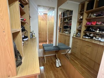 ¡Se Vende Casa en Chacra Santa Julia! 1.000 m², Piscina, Quincho y Más