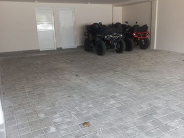 VENTA CASA - LA MARINA DE PUERTO CANCUN CON ACABADOS DE LUJO