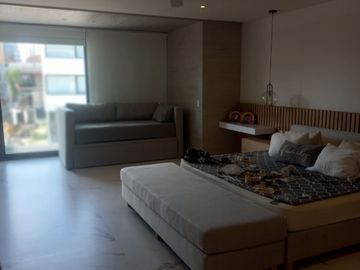 VENTA CASA - LA MARINA DE PUERTO CANCUN CON ACABADOS DE LUJO