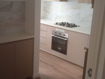 VENDO LINDO DPTO 3 DORM DE ESTRENO CON VISTA PANORAMICA Y CON PARQUE PRIVADO Y PISCINA EN SURCO Y CERCA AL JOCKEY PLAZA