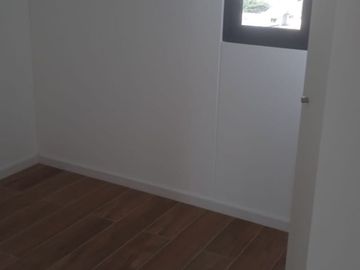 VENDO LINDO DPTO 3 DORM DE ESTRENO CON VISTA PANORAMICA Y CON PARQUE PRIVADO Y PISCINA EN SURCO Y CERCA AL JOCKEY PLAZA