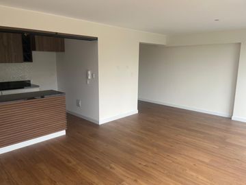 VENDO BONITO DPTO DUPLEX DE ESTRENO EN QUINTO PISO EN SURCO FRENTE A PARQUE