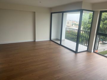 VENDO BONITO DPTO DUPLEX DE ESTRENO EN QUINTO PISO EN SURCO FRENTE A PARQUE