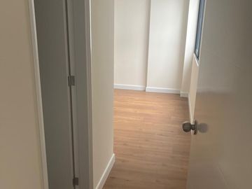 VENDO BONITO DPTO DUPLEX DE ESTRENO EN QUINTO PISO EN SURCO FRENTE A PARQUE
