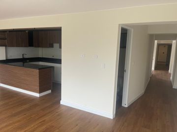 VENDO BONITO DPTO DUPLEX DE ESTRENO EN QUINTO PISO EN SURCO FRENTE A PARQUE