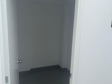 VENDO BONITO DPTO DUPLEX DE ESTRENO EN QUINTO PISO EN SURCO FRENTE A PARQUE