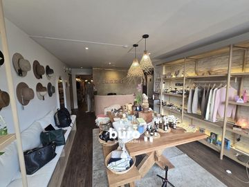 MODERNA BOUTIQUE EN DASSO 139 PISO 3 CON TERRAZA IMPLEMENTADA