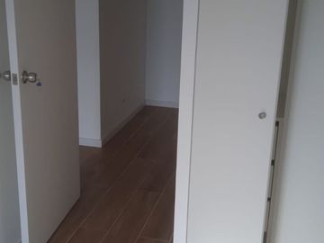 VENDO LINDO DPTO DE 3 DORM DE ESTRENO CON VISTA PANORAMICA Y CON PARQUE PRIVADO y PISCINA EN SURCO CERCA AL JOCKEY PLAZA