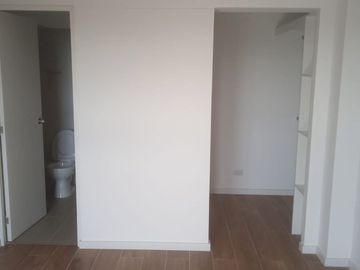 VENDO LINDO DPTO DE 3 DORM DE ESTRENO CON VISTA PANORAMICA Y CON PARQUE PRIVADO y PISCINA EN SURCO CERCA AL JOCKEY PLAZA